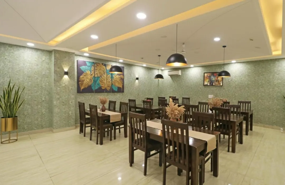 Hotel Grand Suites- Delhi Airport By D'Capitol-1